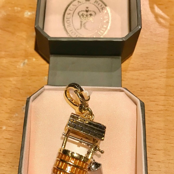 Juicy Couture charm Wishing Well in box - Picture 3 of 10